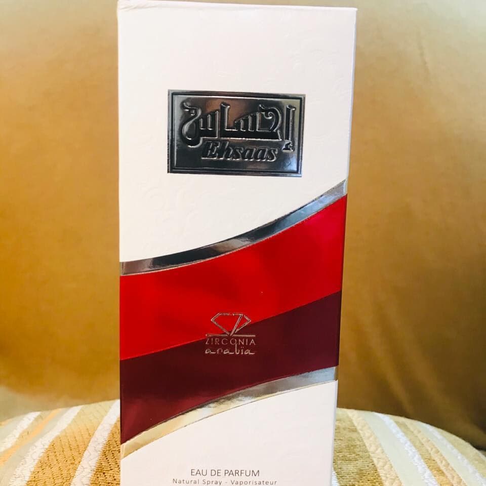 Ehsaas of Zirconia is a Woody Aromatic fragrance